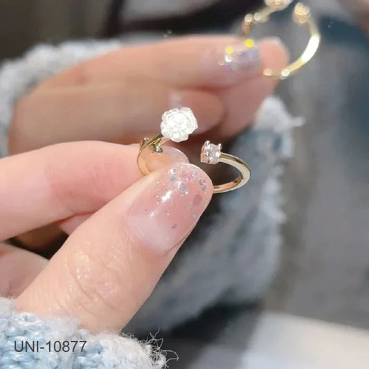 White Flower Gold - Ring